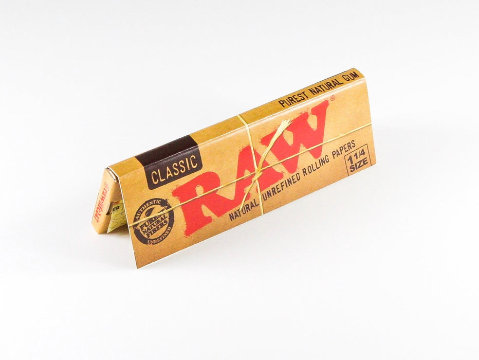 RAW Classic 1 1/4 Rolling Papers